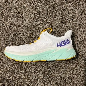 Hoka Clifton 8